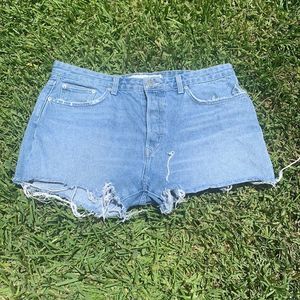 [Lovers + Friends] “Skyler Campbell High-Rise Jean Shorts” - Size 31